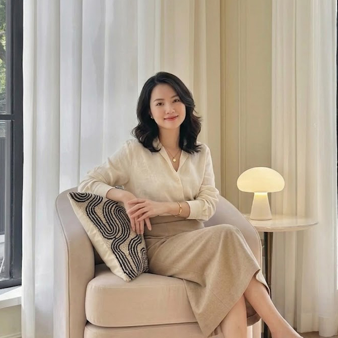 Chị Hương